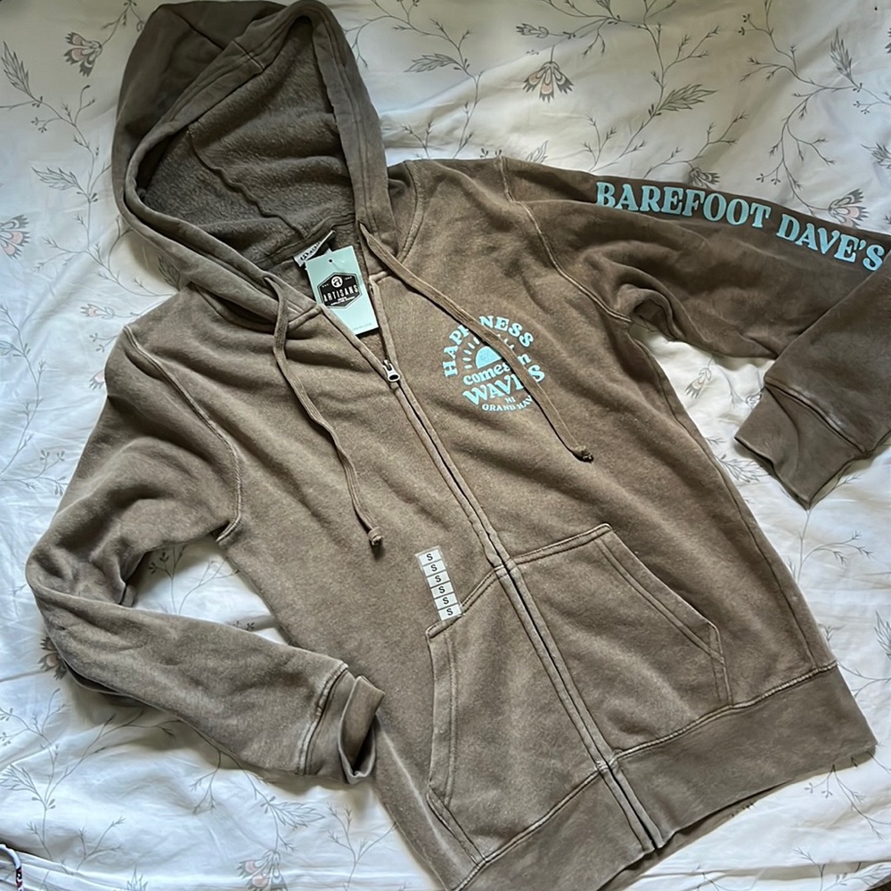 ❗️SOLD❗️ NWT Women’s Ultra Soft Zip Up Hoodie